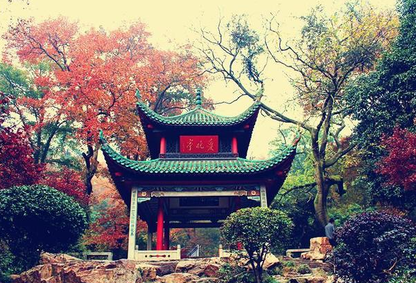 湖南长沙岳麓山旅游攻略+海拔多少米